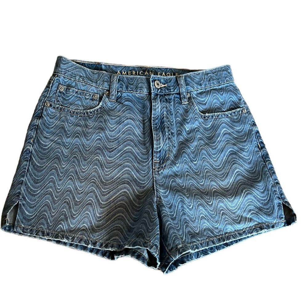 American Eagle Denim Swirl Pattern Shorts Size 4